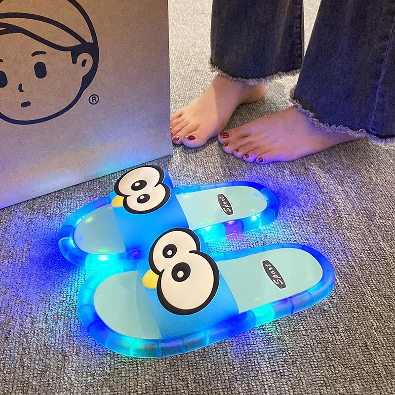 Funny Big Eyes Luminous Slide  - огляд і ціна Home Outdoor Bathroom