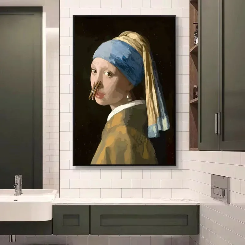 Funny Mona Lisa Wearing Pearls - огляд і ціна Home Bathroom Wear